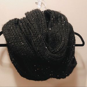 Echo Infinity Scarf